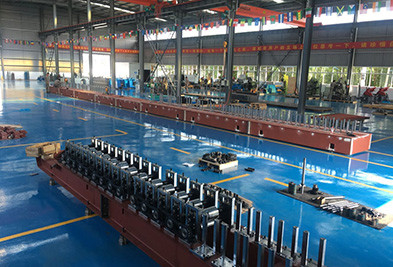 WUXI LONGBO ROLL FORMING MACHINERY CO.,LTD. ligne de production du fabricant